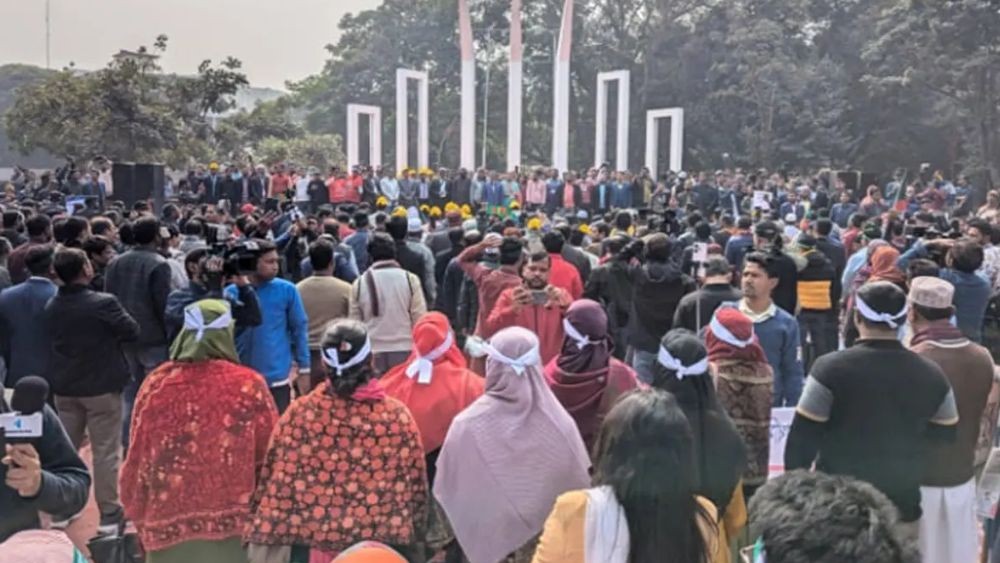 শহীদ মিনারেই রাত কাটাবেন আন্দোলনরত শিক্ষকরা